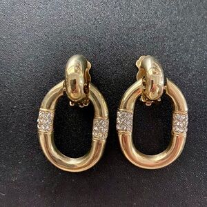 VINTAGE GOLD OVAL DOORKNOCKER WITH RHINESTONE STATEMENT EARRINGS